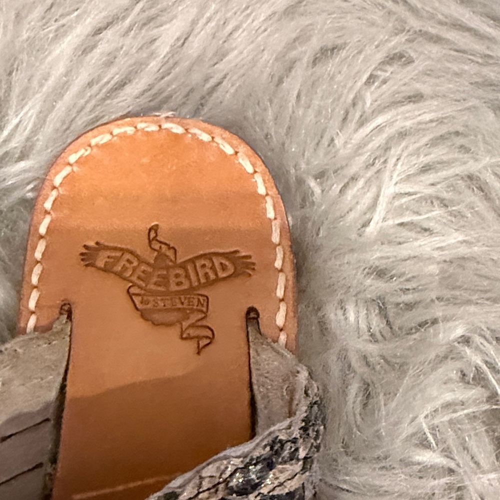 Freebird Snakeskin Pattern Sandals - Brown and Black - Picture 4 of 5